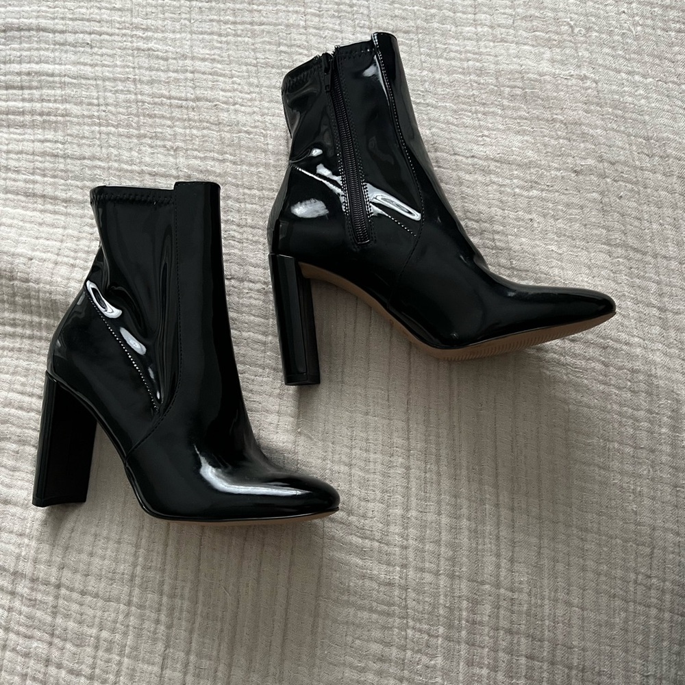 Aldo Patent Leather Effect Black Ankle Boots Size 6.5